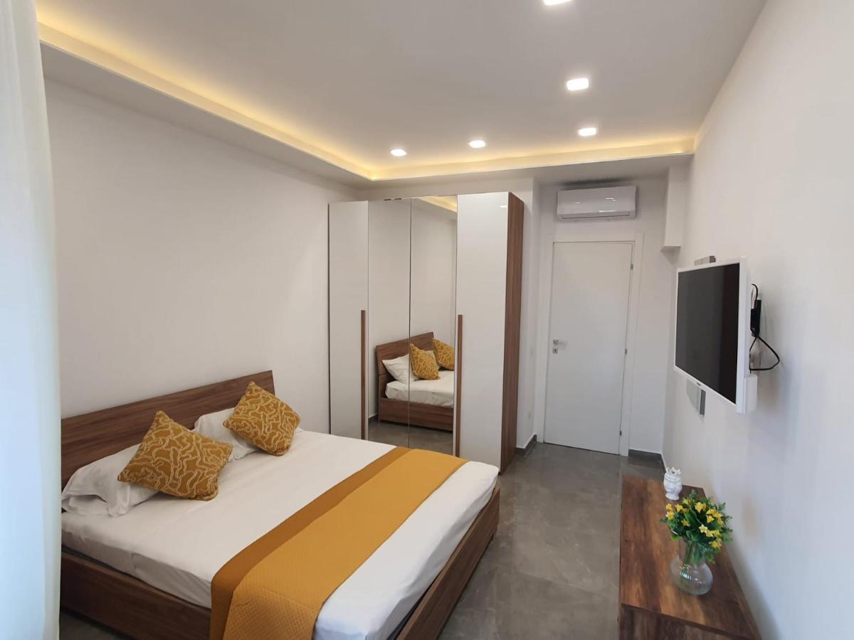 Deviveschi Guest House Castellammare di Stabia Eksteriør billede